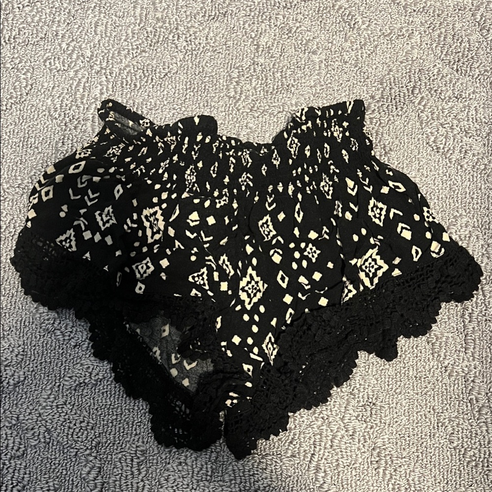 Forever 21 Black and Cream Patterned Shorts